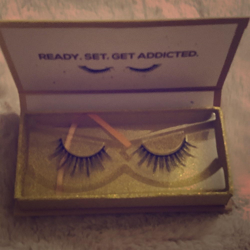 Lashaholic Instaglam lashes